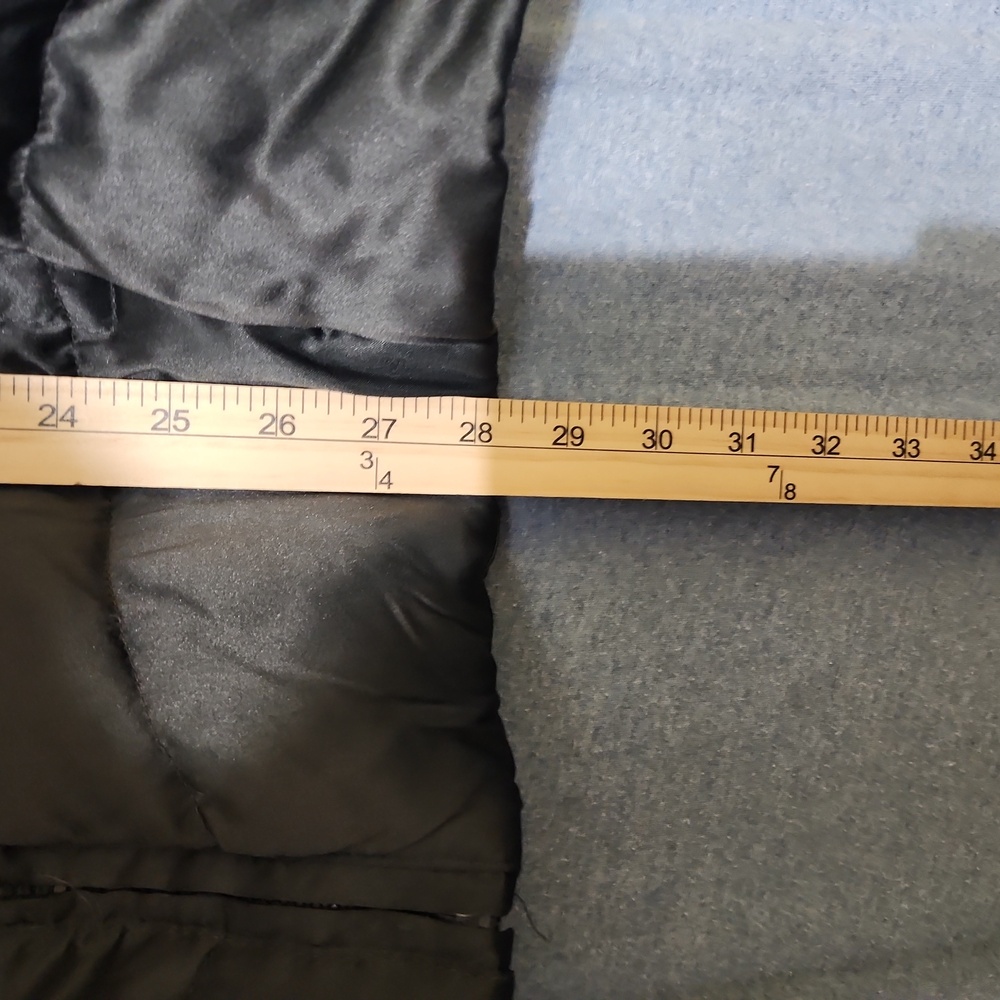 DKNY down filled puffer coat. Size XL - Picture 6 of 6